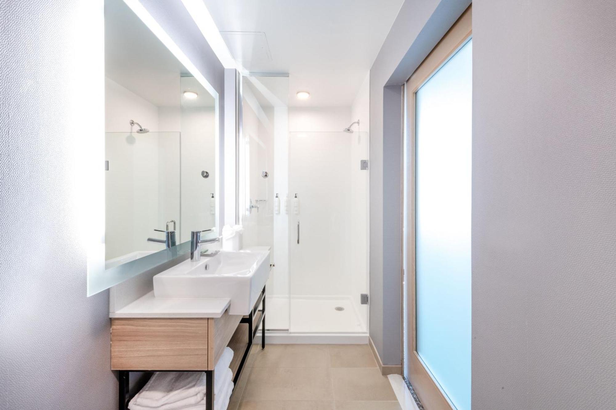 Springhill Suites By Marriott Baltimore Downtown Convention Center Area Екстер'єр фото